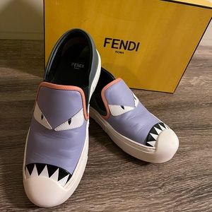 Fendi shoes color pink/purple. Size 6 women.